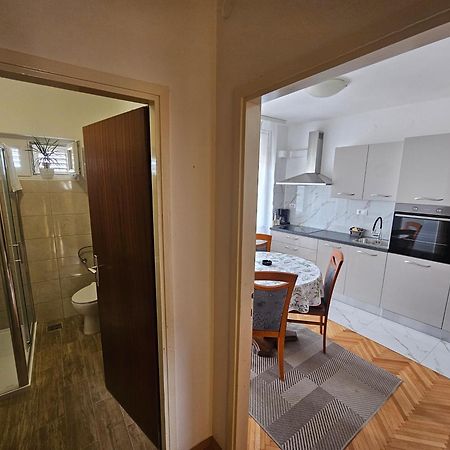 Apartments Tara, Sibenik - Mandalina Buitenkant foto