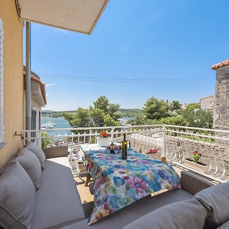Apartments Tara, Sibenik - Mandalina Buitenkant foto