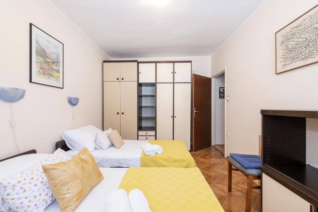 Apartments Tara, Sibenik - Mandalina Buitenkant foto