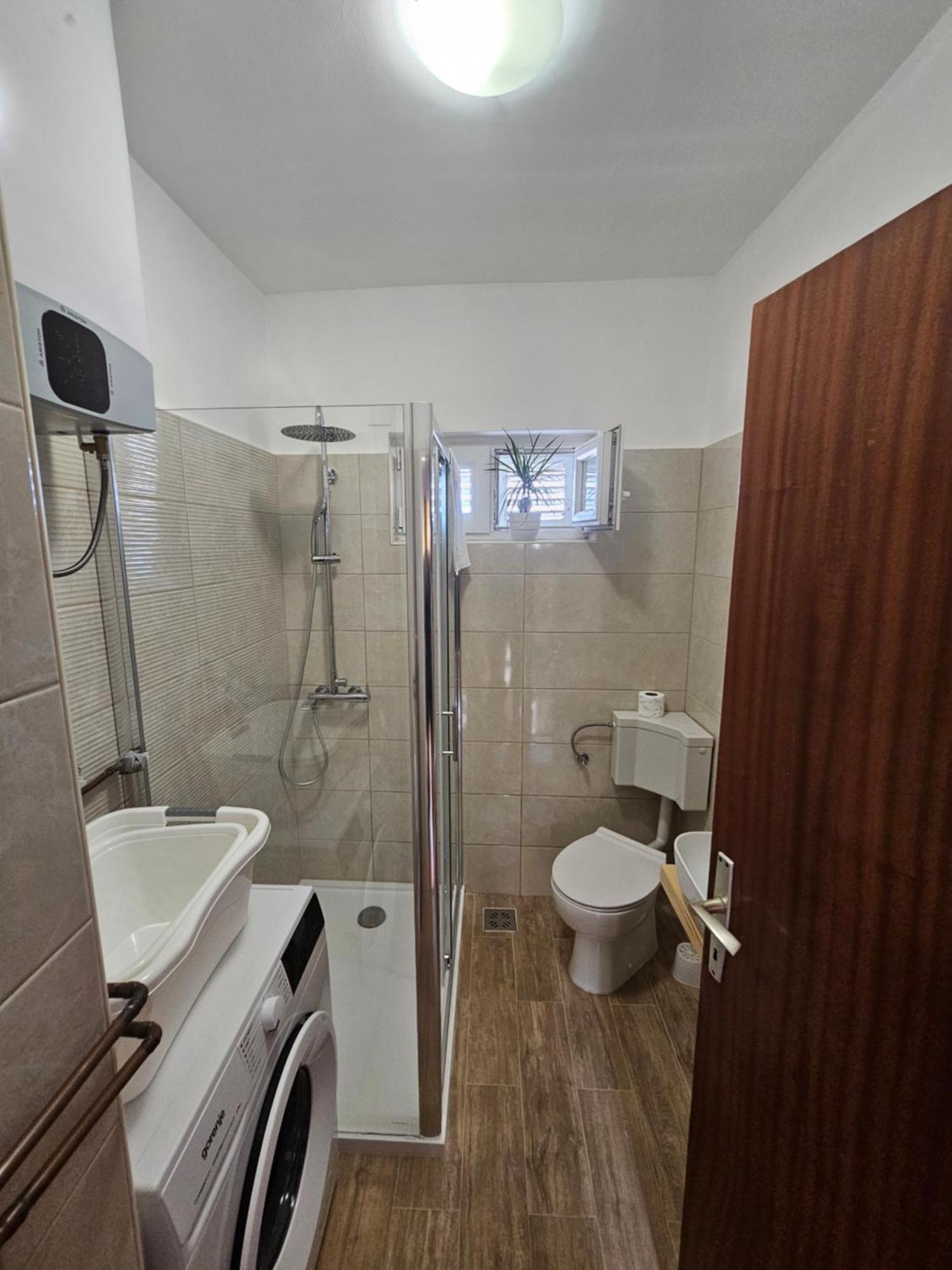 Apartments Tara, Sibenik - Mandalina Buitenkant foto